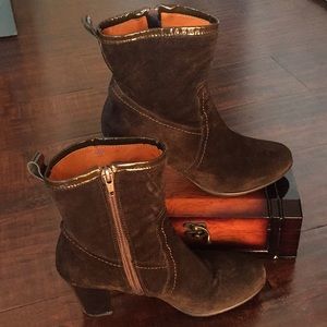 Rebecca Minkoff booties/Genuine suede